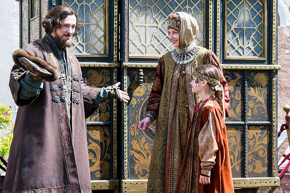 Самые дорогие сериалы - исторические. Нужны костюмы, съемки во дворцах... Каждая серия "Годунова" стоила больше 15 млн.руб. Фото: Кадр из сериала