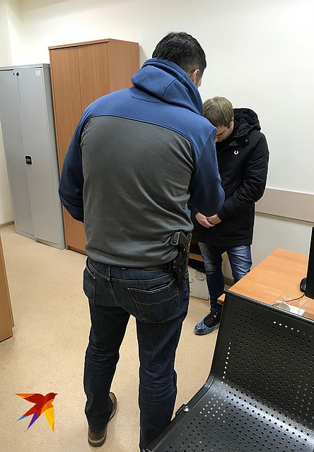 Через мелких закладчиков часто выходят на крупных продавцов Фото: Дина КАРПИЦКАЯ