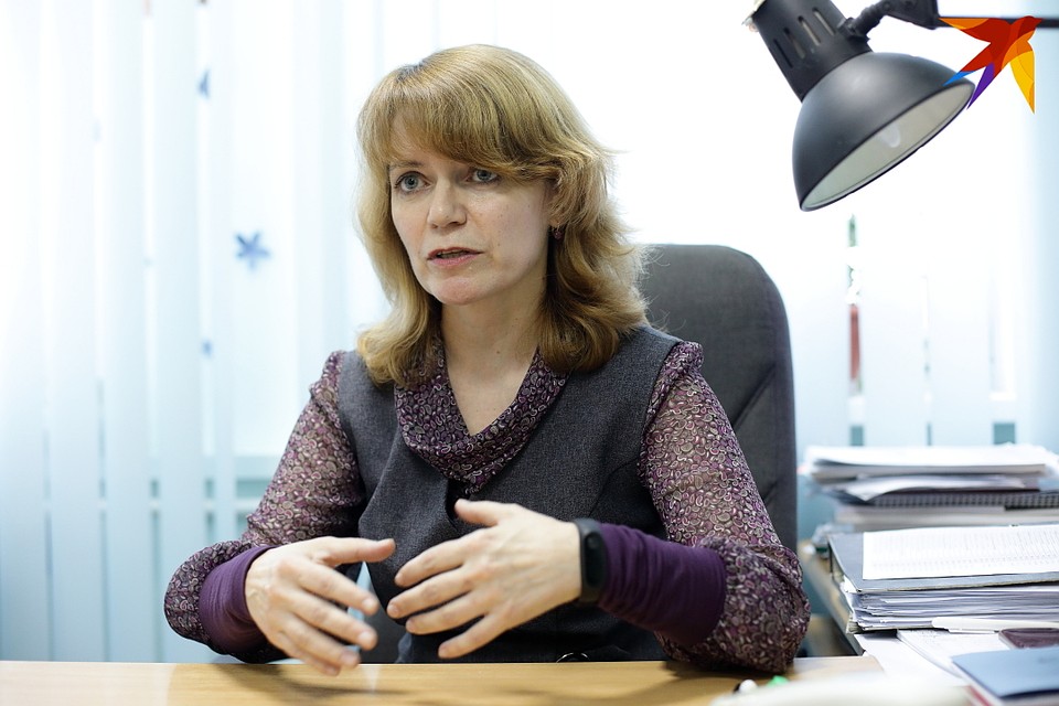 Начальник отдела генетических экспертиз Виктория Корбан говорит, что громких историй по делам прошлых лет у них где-то 3 - 4 в год Фото: Святослав ЗОРКИЙ