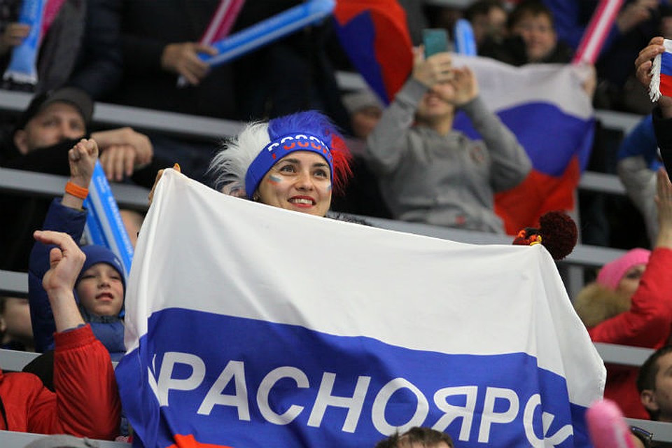 Болельщики ликуют! Фото: пресс-служба Дирекции Зимней универсиады-2019