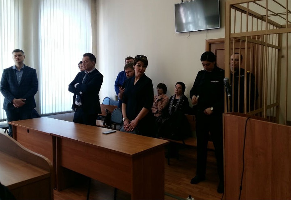 В зале суда - представители подсудимого, потерпевших, родные убийцы и убитого, журналисты. Фото: Екатерина ЛЕЩЕНКОВА