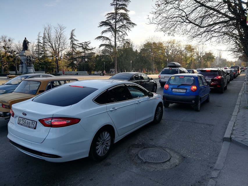 Транспорт в Симферополе пока что будет ходить в объезд. Фото: Анастасия КУРДЮКОВА