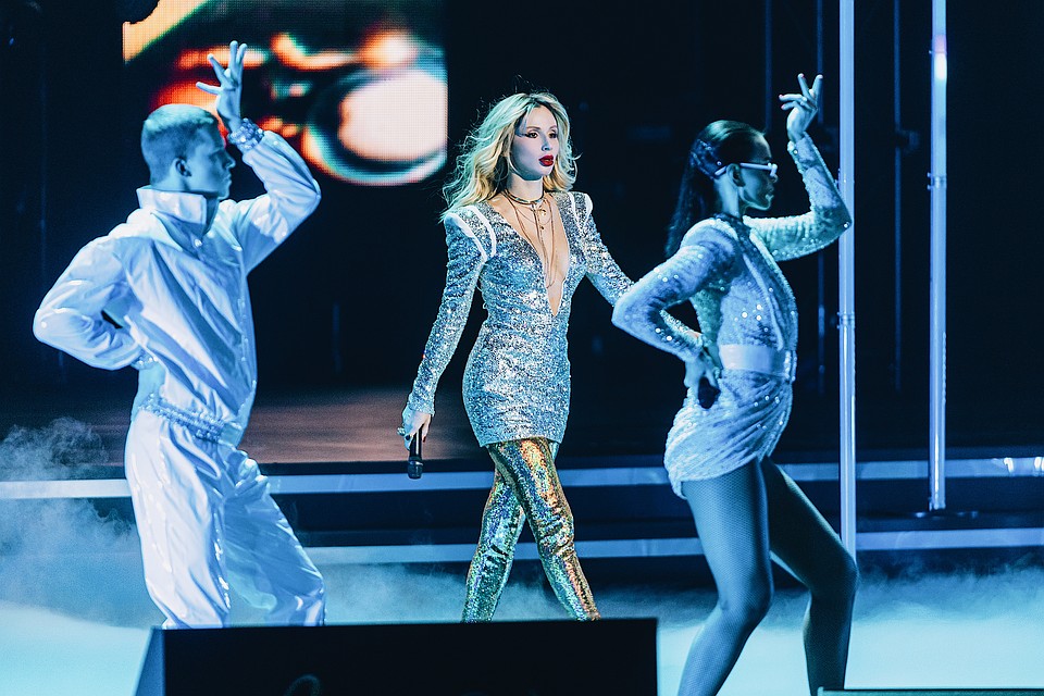 Светлана Лобода получила премию за хит ‘SuperStar’. Фото: Михаил ФРОЛОВ