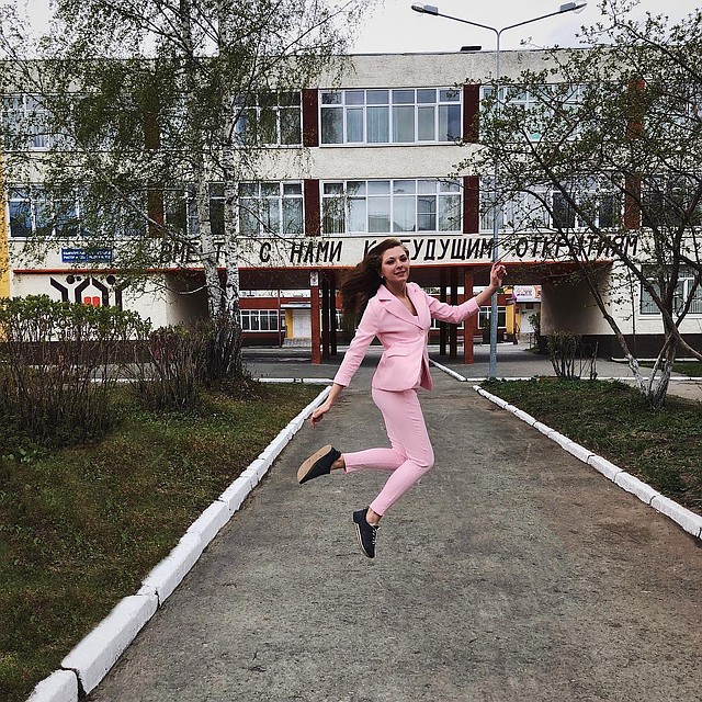 24-летняя Дарья Снигирева полтора года преподавала историю пятому классу. Фото: Дарья Снигирева/Instagram