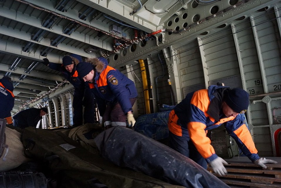 Десант хабаровский спасателей высадился на Бурее Фото: ГУ МЧС России по Хабаровскому краю
