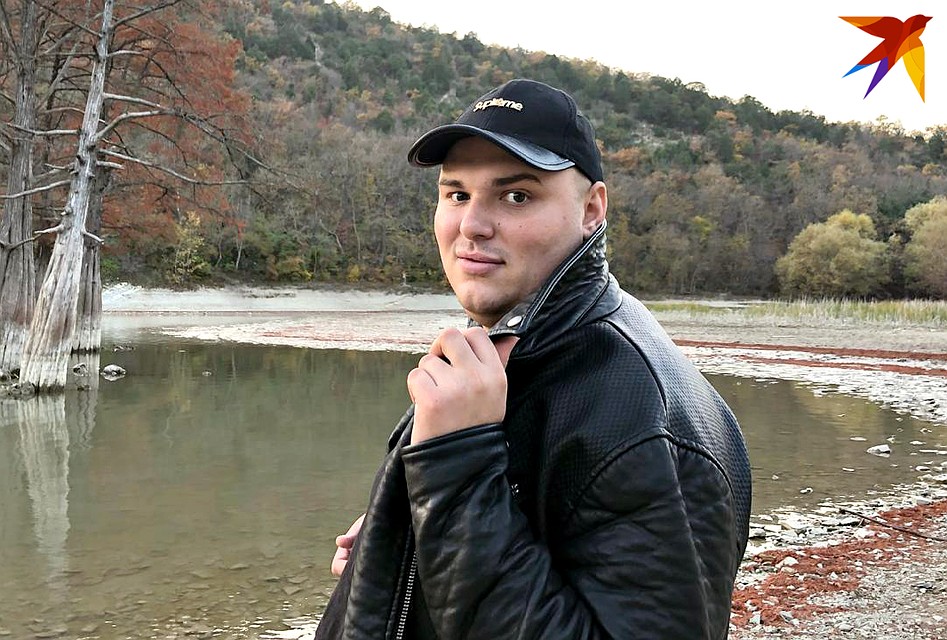 Артем Черниенко считает, что пациентки, согласившиеся на операции вне клиники, виноваты сами.