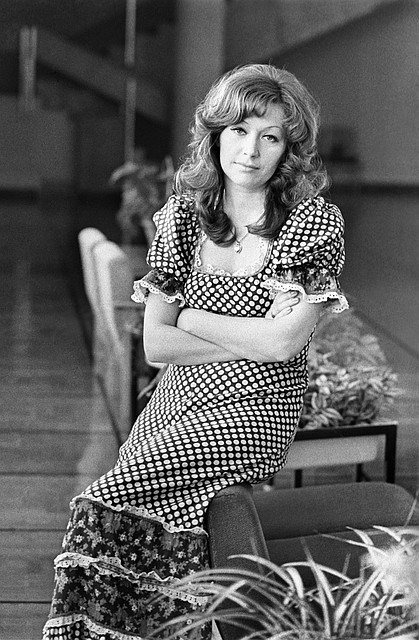 Певица в 1976 году. Фото Юрия Белозерова /Фотохроника ТАСС/
