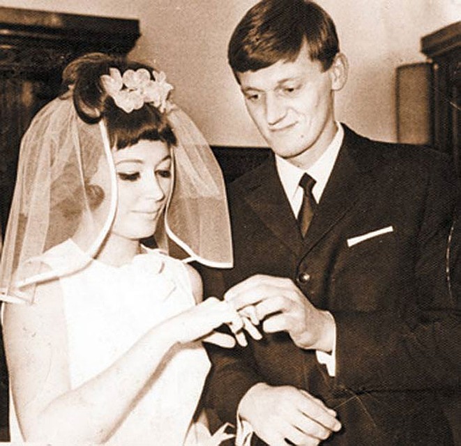 8 октября 1969 года через несколько месяцев после гастролей Алла Пугачева и Миколас Орбакас поженились в Грибоедовском ЗАГСе. Фото: из личного архива Миколаса Орбакаса