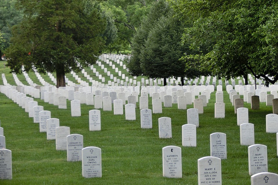 самое обычное кладбище в США. Источник фото: pixabay.com