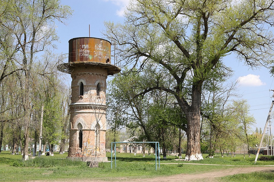 Дореволюционная водонапорная башня в Ачикулаке