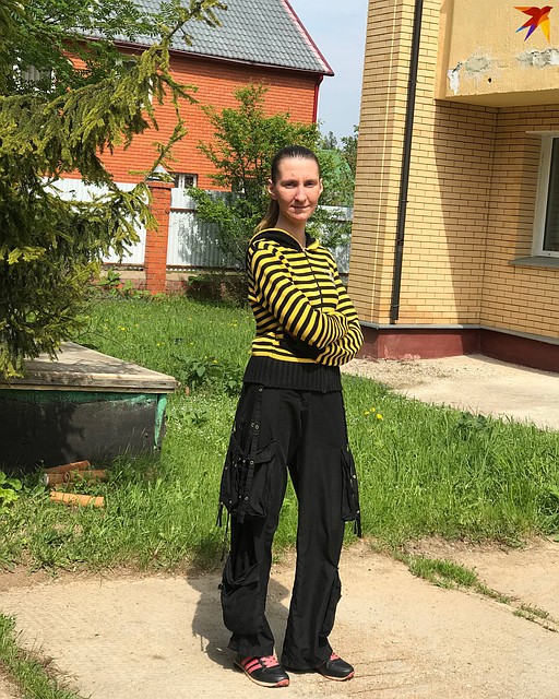 Кто платит за лечение Людмилы в частном центре для алкозависимых, она и сама не знает Фото: Дина КАРПИЦКАЯ