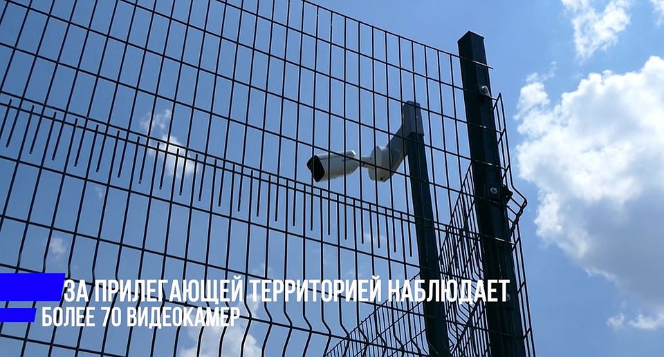 За прилегающей территорией наблюдает более 70 видеокамер. Фото: стоп-кадр видео mvd.gov.by