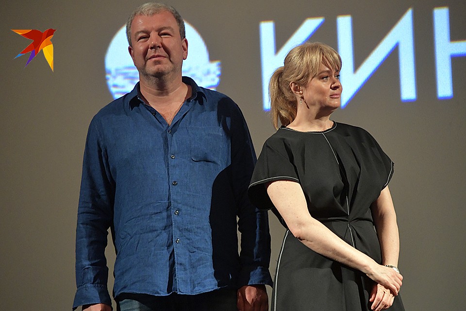 Анна Михалкова хорошая актриса — но возникает ощущение, что таких вот Маш она давно уже может играть во сне, не приходя в сознание Фото: Владимир ВЕЛЕНГУРИН