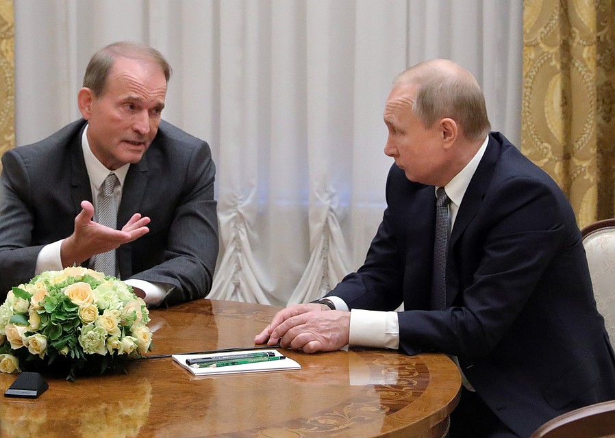 Виктор Медведчук попросил Владимира Путина поучаствовать в крещении его дочери Фото: REUTERS