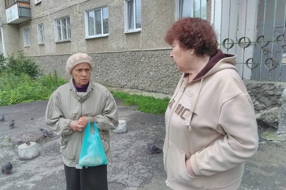 Наталья Сапега и Тамара Валкова ругаются с УК уже более полугода Фото: Маргарита МАХОНИНА