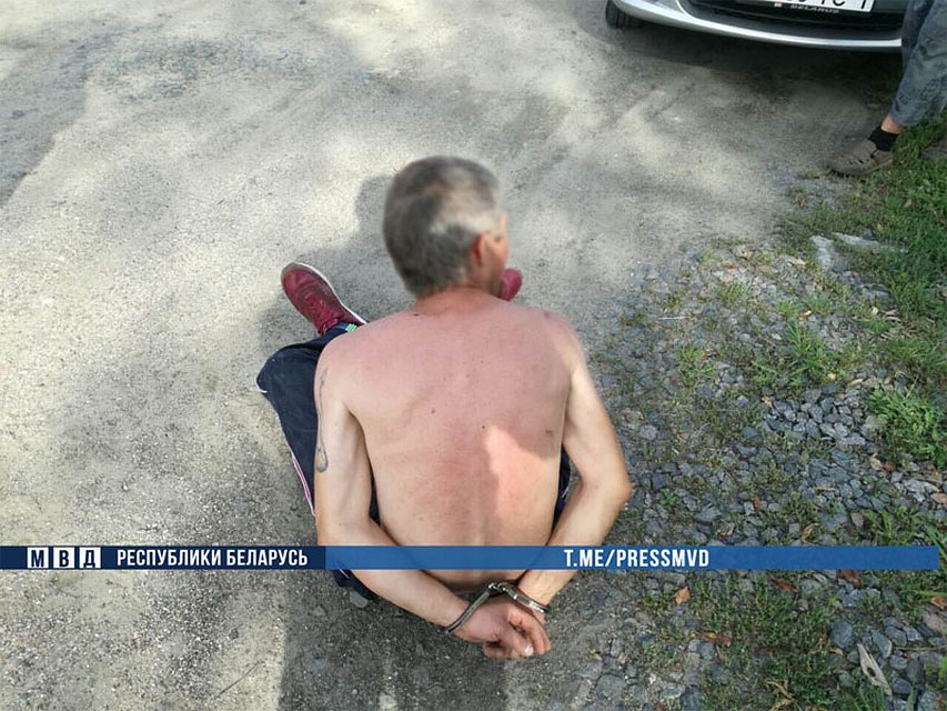 Мужчина угрожал топором сожительнице. Фото: Пружанское РОВД