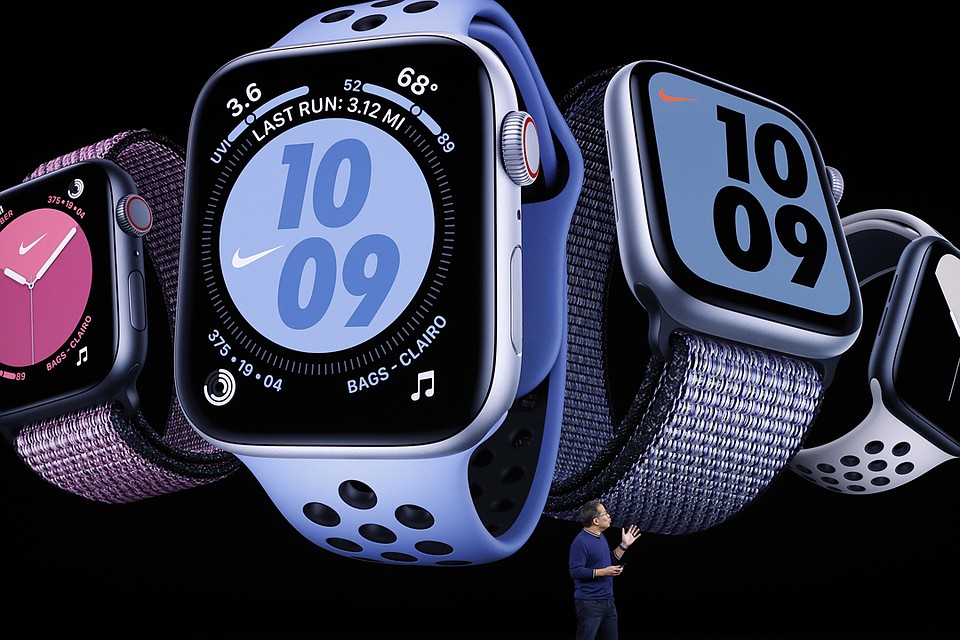 Часы Apple Watch Series 5 смогут работать 18 часов без подзарядки Фото: REUTERS