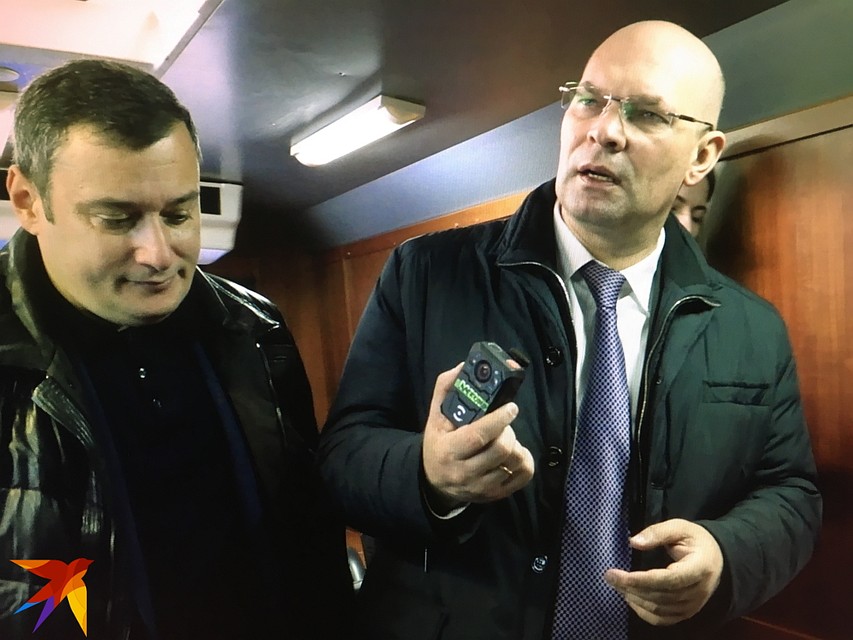 Новую систему показали зампреду комитета Госдумы по безопасности и противодействию коррупции Александру Хинштейну Фото: Александр БОЙКО