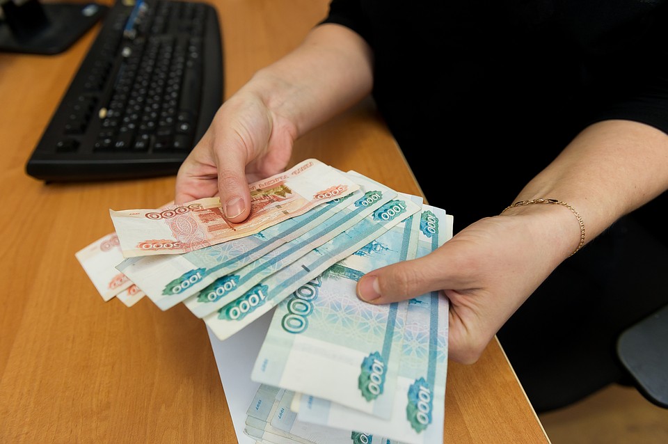 Ситуация с долгами по коммуналке в Петрозаводске критическая: местные жители успели накопить их на 200 миллионов рублей. Фото: Олег ЗОЛОТО