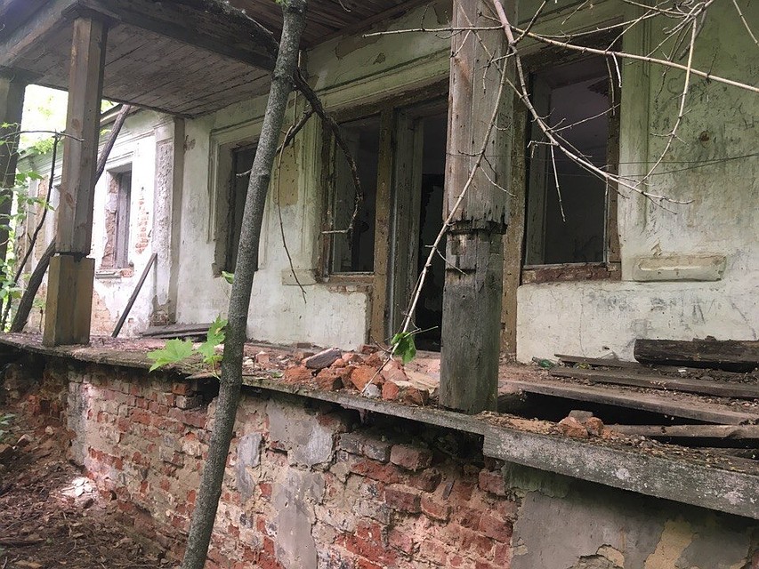 Усадьба долгое время пребывала в заброшенном состоянии. Фото: Юлия ДИДЕНКО