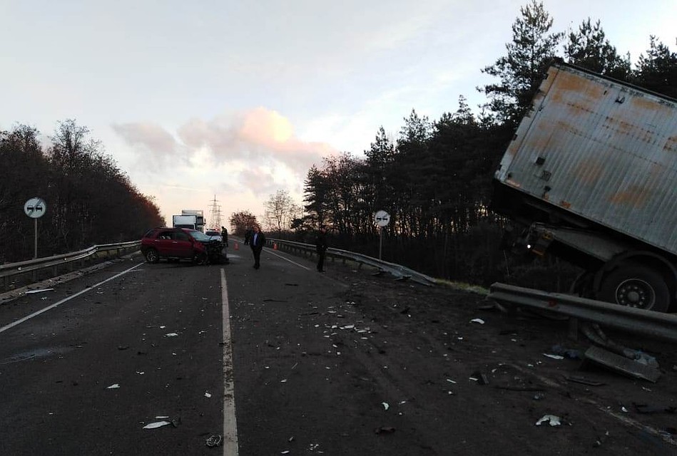 Полиция выясняет все обстоятельства аварии Фото: УМВД России по Курской области.