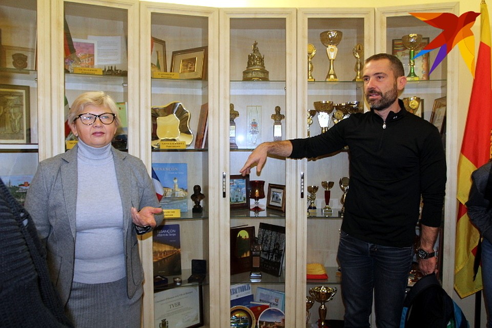 Особый интерес вызвала экспозиция городов-побратимов Фото: Ирина ТАРАСОВА