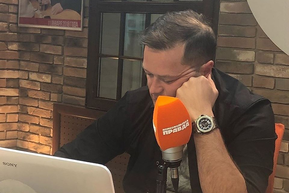 Политик был частым гостем эфиров Радиостанции "Комсомольская правда".