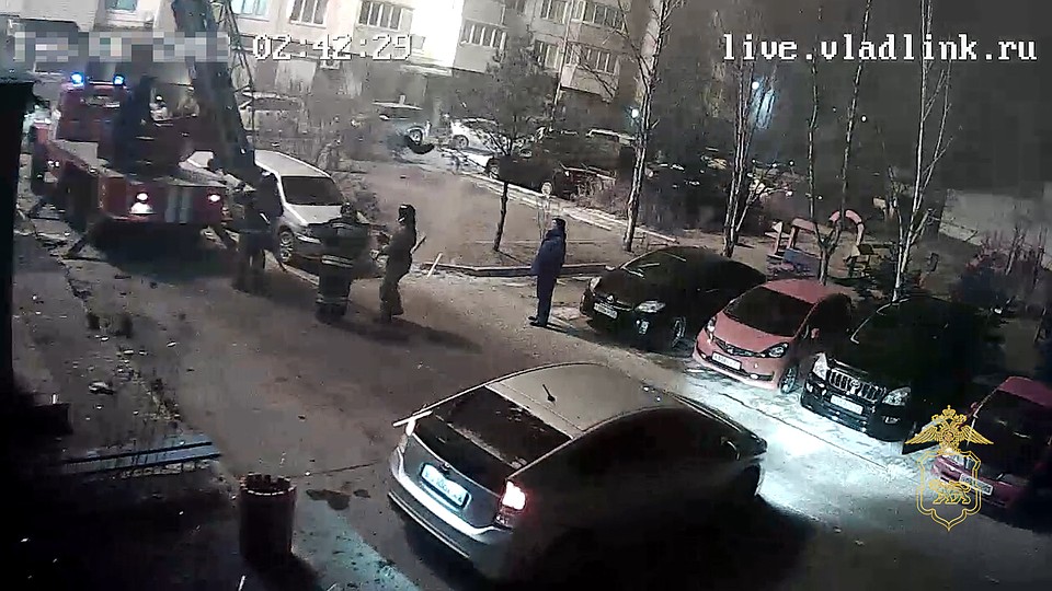 Спустя четыре часа пожар удалось локализовать Фото: УМВД России по Приморскому краю