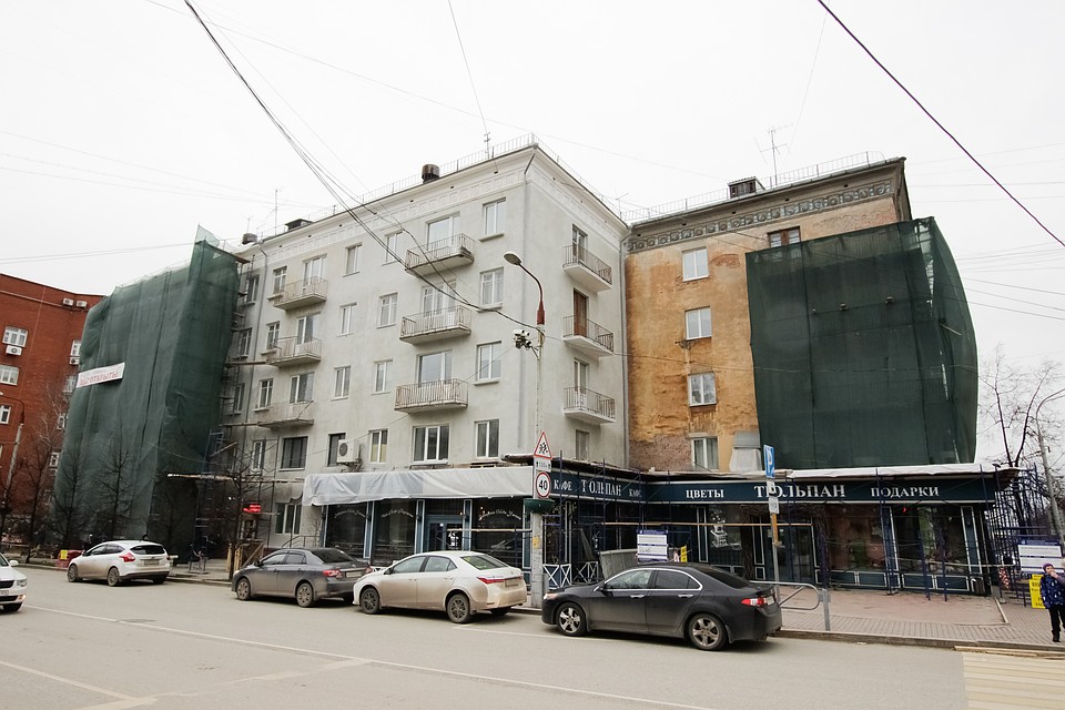 Этот дом еще долго будет служить людям Фото: Василий Вахрин