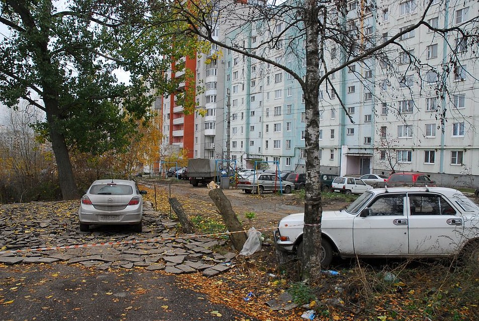Парковка на Городском переулке в Туле Фото: Алексей ФОКИН