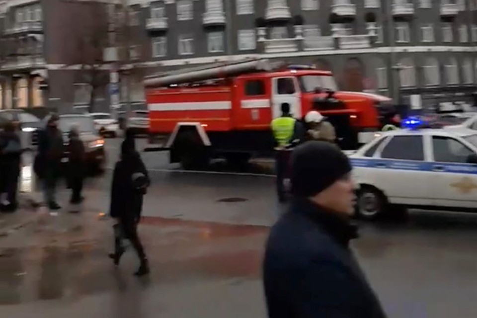 В МВД заявили: коробка не представляла никакой опасности. Фото: скриншот из видео Тани Кис, vk.com/zlo43