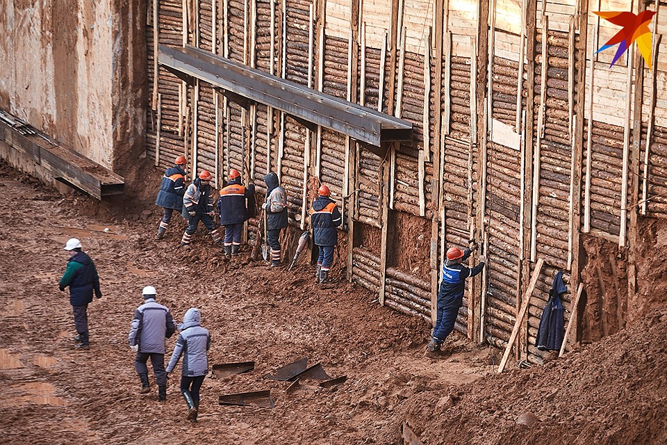 На станции Аэродромная будет заложена возможность стыковаться со станцией «Проспект мира» будущей четвертой ветки. Фото: Павел МАРТИНЧИК