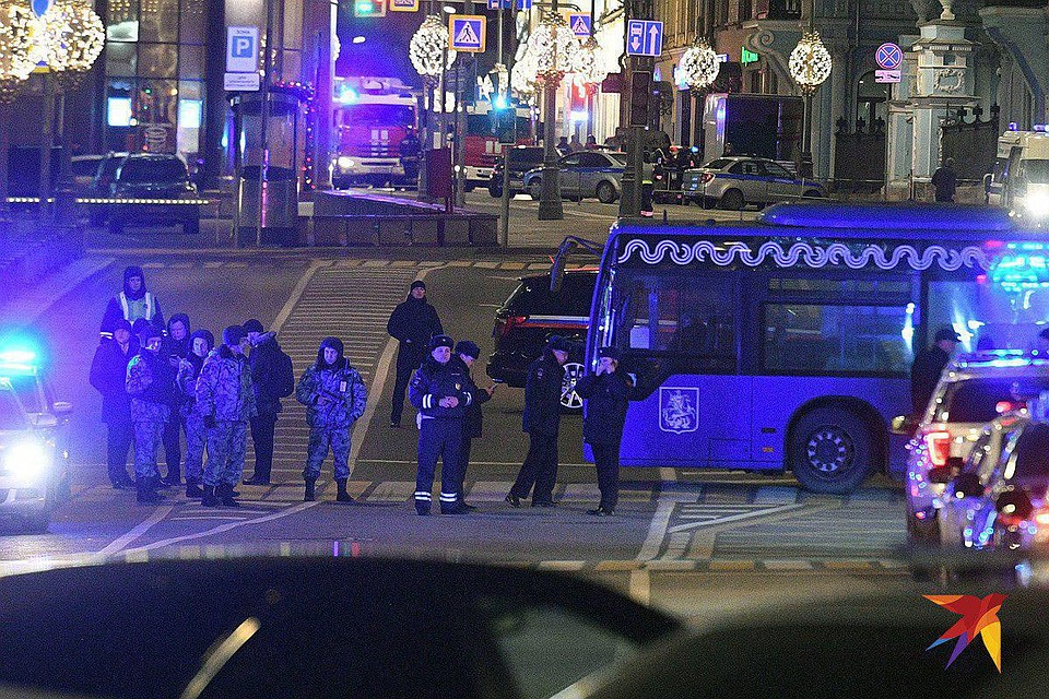 Вечером 19 декабря в Москве возле здания ФСБ началась перестрелка Фото: Михаил ФРОЛОВ