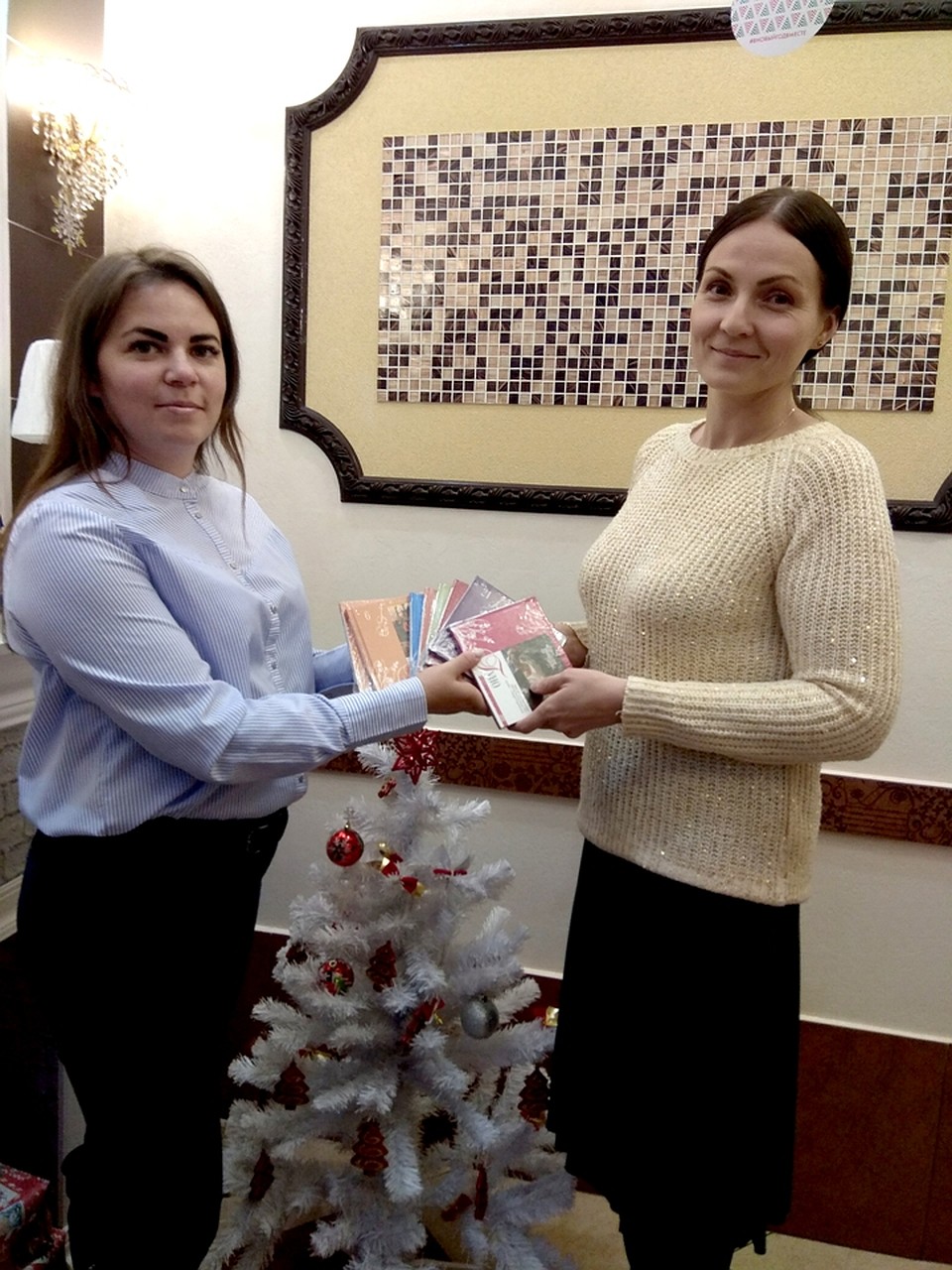 Школам искусств и музыкальным школам вручили «Музыкальные подарки»