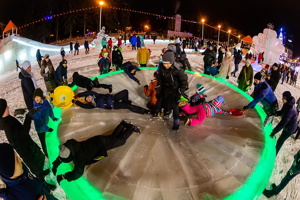 Отдыхай по-зимнему! Фото: Валерий ЗВОНАРЕВ