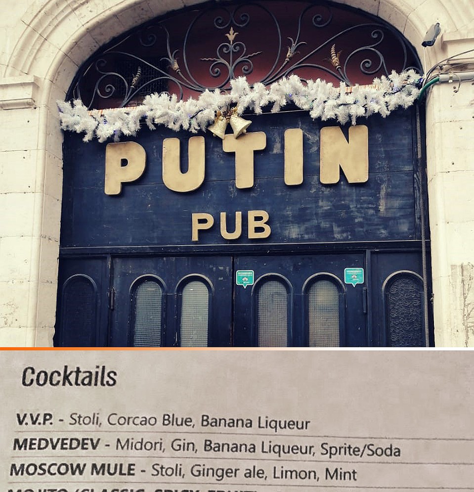 Вход в паб "Путин" и фрагмент местной коктейльной карты. Фото: Елена ЧИНКОВА