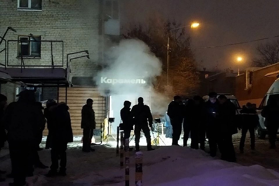 Первый вызов из залитой кипятком гостиницы поступил около двух часов ночи Фото: Елена КОНОВА