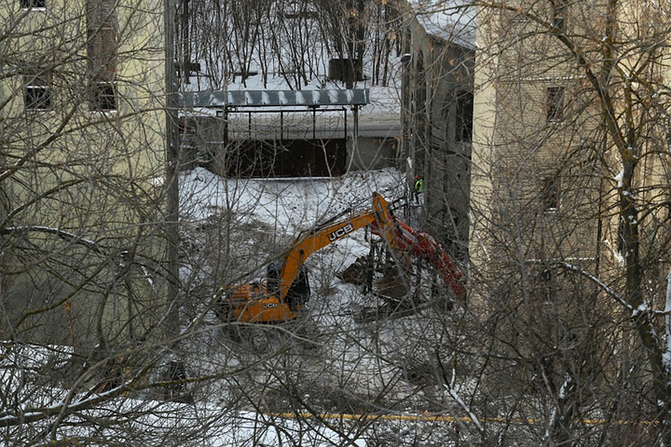 В Нижнем Новгороде начался снос элеватора на Черниговской Фото: Анастасия МАКАРЫЧЕВА