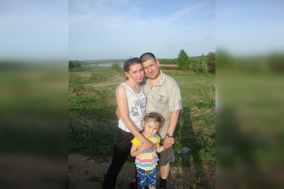 Родители говорят, что если Катя в реке, они обязательно бы нашли ее. Фото: семейный архив.