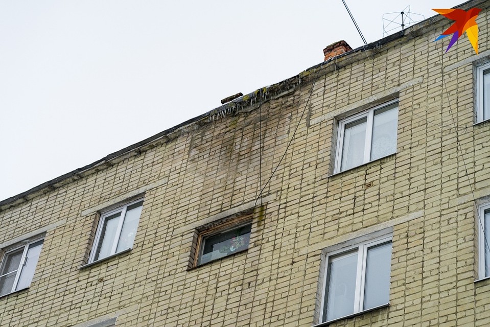 В 2020 году в доме №249 на Комсомольской улице капитально отремонтируют крышу Фото: Вячеслав КОВАЛЕНКО