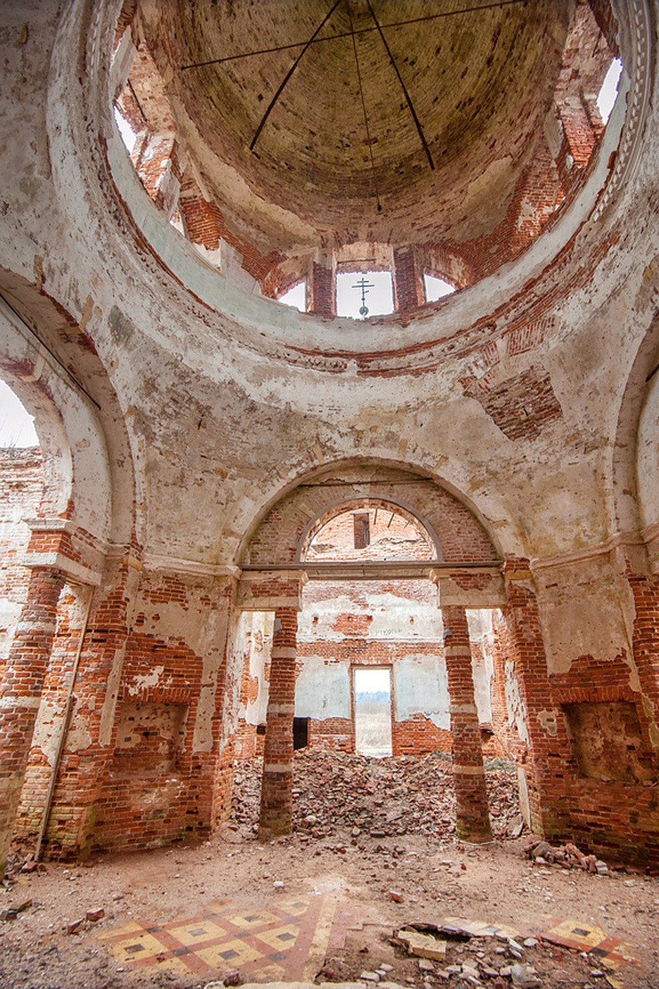 Знаменская церковь села Теплое под Клином. Фото: Фотобанк ЛОРИ