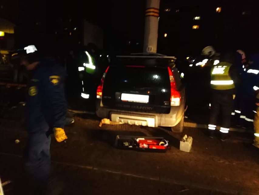 В результате ДТП водитель и его 32-летняя пассажирка скончались на месте. Фото: ГУ МЧС России по Орловской области