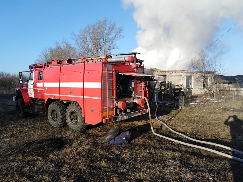 В пожаре погибли 3 человека Фото: Пресс-служба ГУ МЧС Липецкой области.