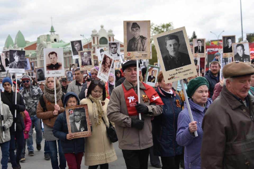 В 2019 году в "Бессмертном полку" прошли более 240 тысяч человек Фото: Влад КОМЯКОВ