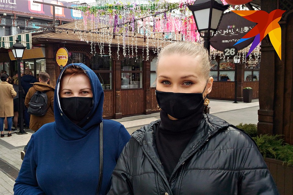 На фото Марина Анисимова (слева) и Анна Богомолова. Фото: Евгения ХИЛЬКО