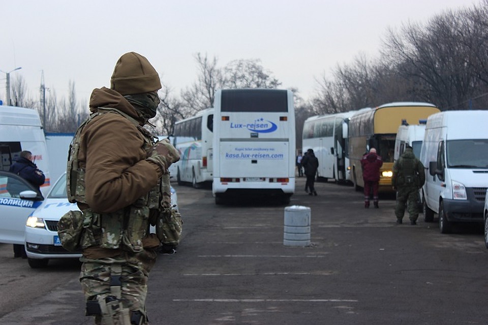 Последний обмен пленными между Республиками Донбасса и Украиной состоялся 29 декабря 2019 года Фото: Никита МАКАРЕНКОВ, Павел ХАНАРИН