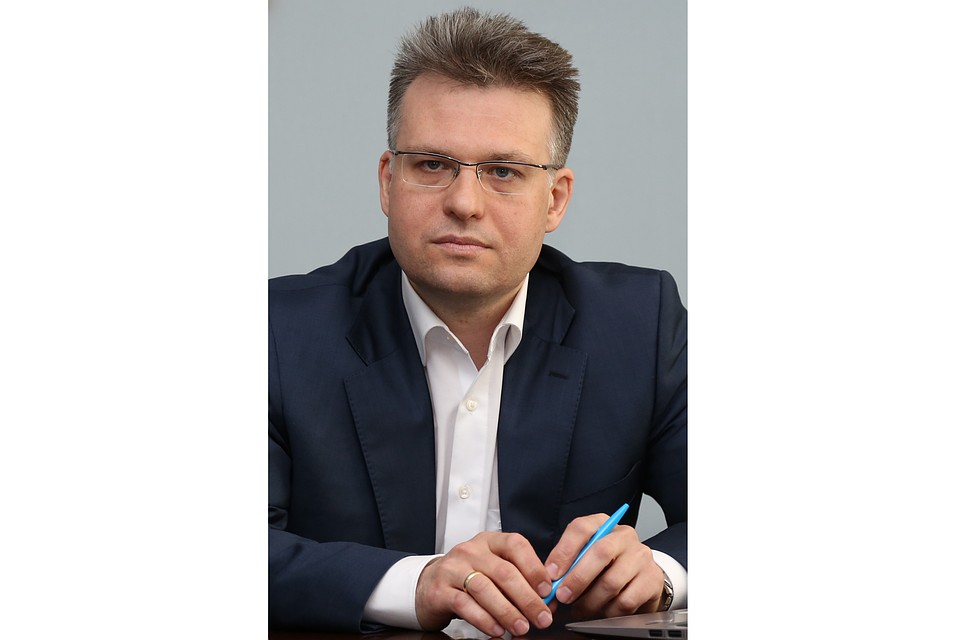 Дмитрий Руденко Генеральный директор, председатель правления ООО «Абсолют Страхование»