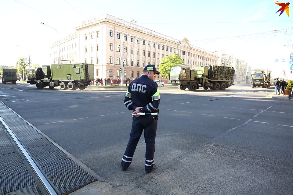 Значительную часть маршрута техника будет двигалась по проспекту Независимости. Фото: Святослав ЗОРКИЙ