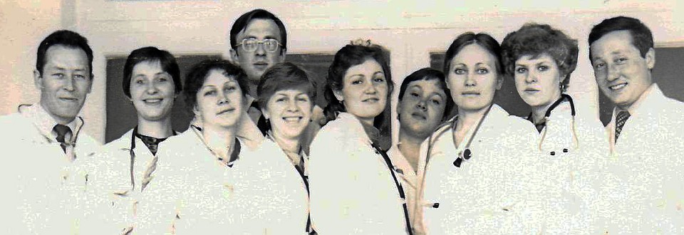 Фото с сокурсниками в 1982 году. Фото: из личного архива Людмилы Кондрахиной