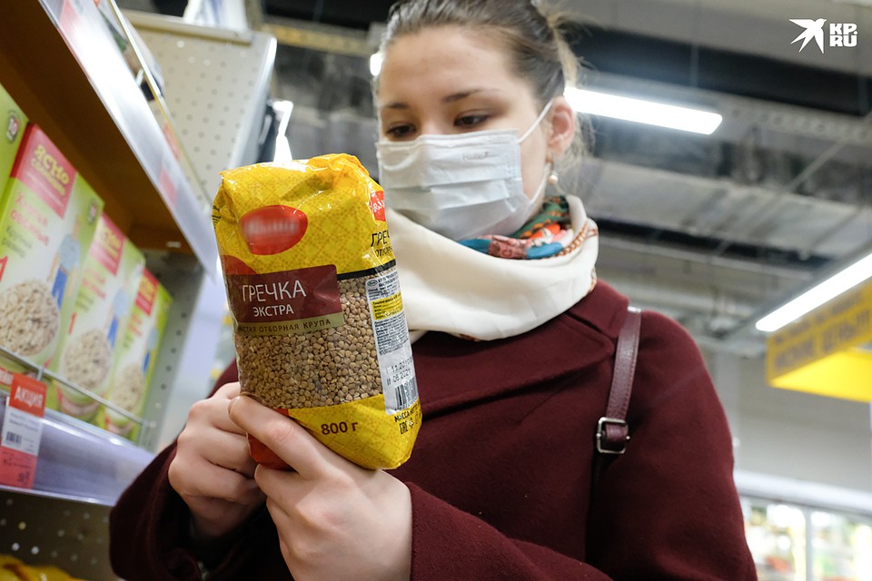 Пайки разделили на три категории по количеству продуктов. Фото: Артем КИЛЬКИН